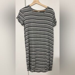 T-shirt dress